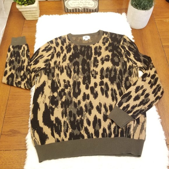 YAL Leopard Print Pullover Sweater - Size L - Picture 1 of 8